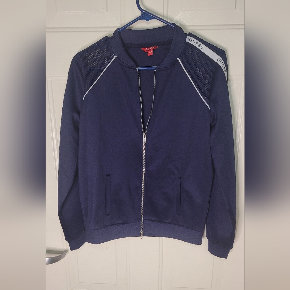 Guess Size Small Blue Zip-Up Athletic Style Jacket Great Condition‎